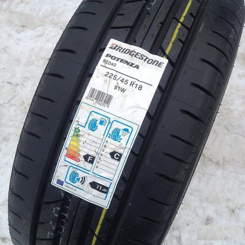 Tracmax x privilo tx3 отзывы. Шина 235/55 r17 99y Bridgestone potenza re040. Бриджстоун Аленза 001 евроэтикетка. Bridgestone potenza re040 TL 99y. Автомобильная шина Bridgestone potenza re040 185/55 r15 81v летняя.