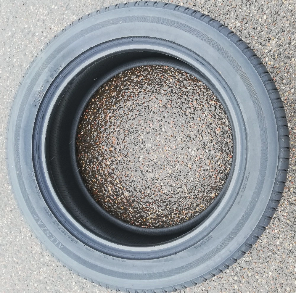 Покрышка BRIDGESTONE ALENZA 001 — протектор