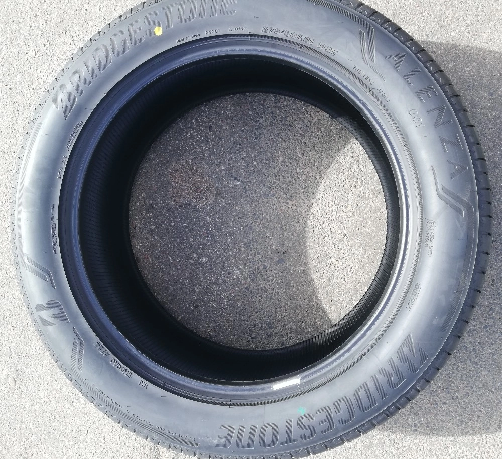 Покрышка BRIDGESTONE ALENZA 001 — протектор