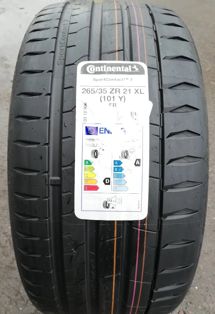 Покрышка CONTINENTAL SPORTCONTACT 7 — протектор