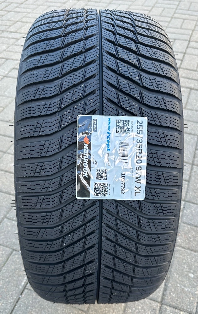 Покрышка HANKOOK WINTER I*CEPT EVO4 W340 — протектор
