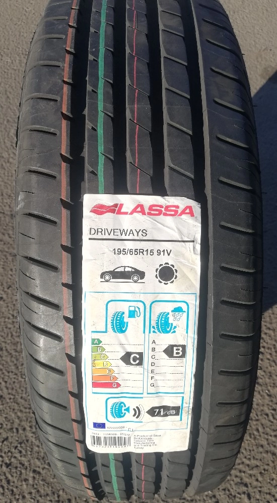 Автошина LASSA DRIVEWAYS фото