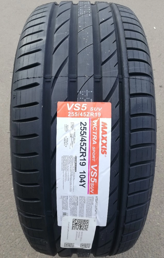 Автошина MAXXIS VICTRA SPORT 5 VS5 фото