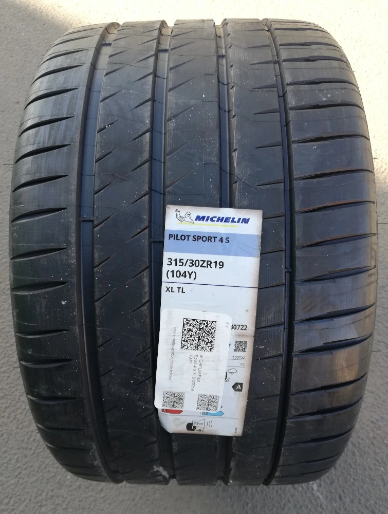 Покрышка MICHELIN PILOT SPORT 4 S фото 20