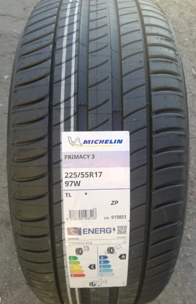 Покрышка MICHELIN PRIMACY 3 — протектор