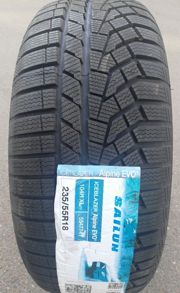 Автошина SAILUN ICE BLAZER ALPINE EVO фото