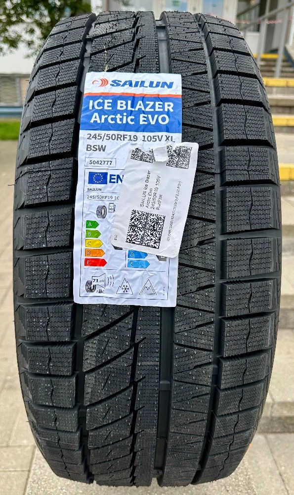 Автошина SAILUN ICE BLAZER ARCTIC EVO фото
