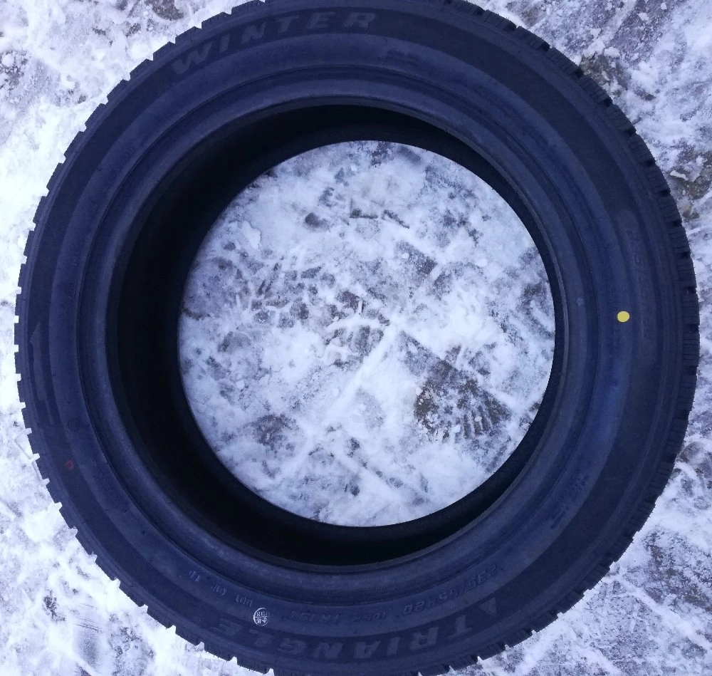 Покрышка TRIANGLE WINTER TR797 — протектор