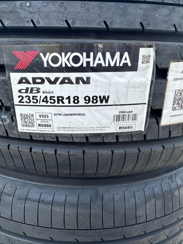 Автошина YOKOHAMA ADVAN DB V553 фото