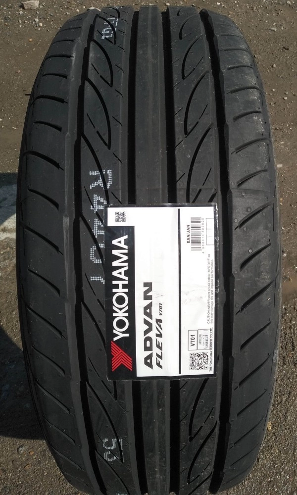 Автошина YOKOHAMA ADVAN SPORT V107 фото